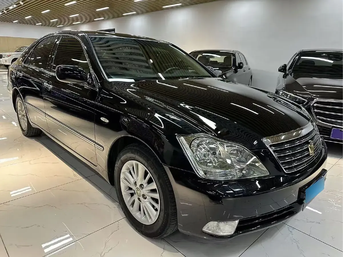 2007 Toyota Crown 2.5L 197HP V6 6AT