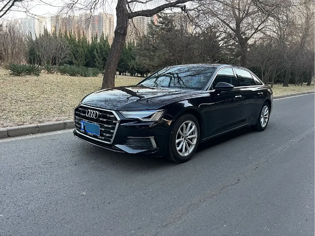 2020 Audi A6L 2.0T 190HP L4 7DCT