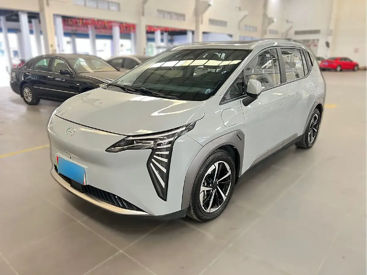 2023 Aion Y BEV 61.7KWH