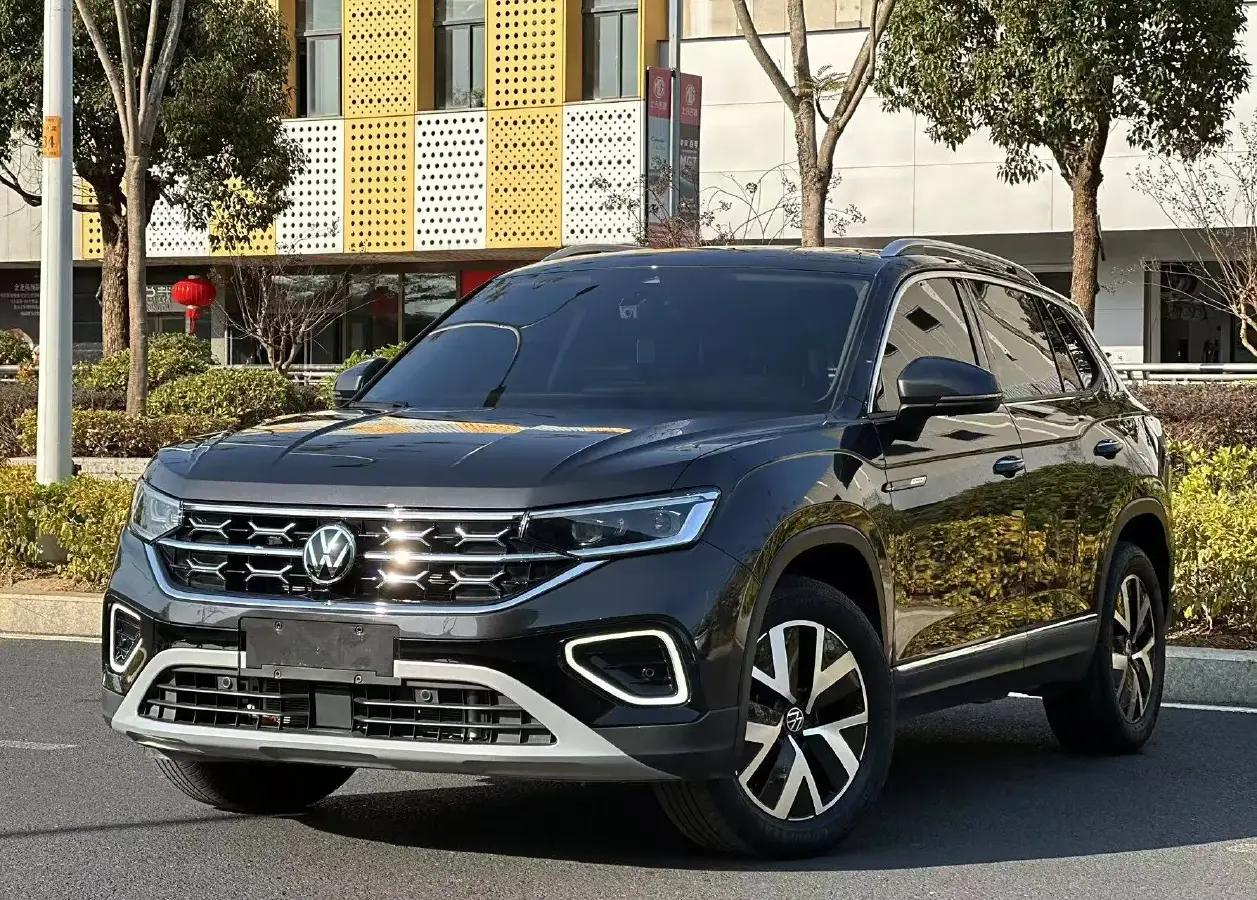 2023 Volkswagen Tayron 1.5T 160HP L4 7DCT