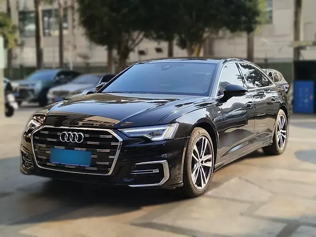 2023 Audi A6L 2.0T 190HP L4 7DCT