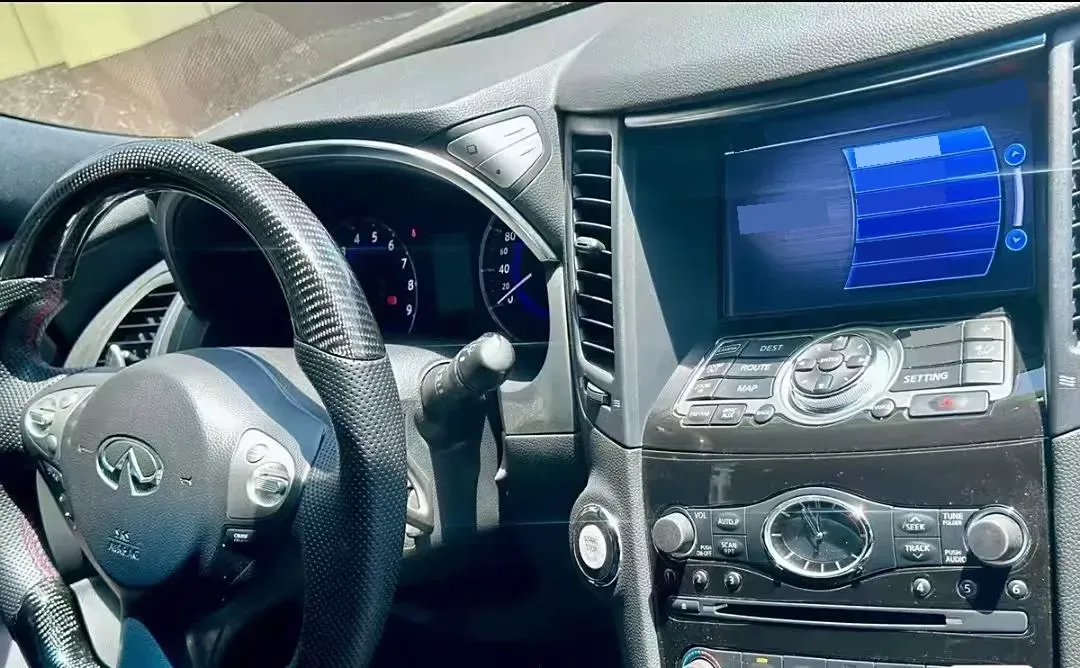 2015 Infiniti QX70 3.7L 351HP V6 7AT,autocango,china used car exporter,china ev exporter,chinese used car exporter,chinese used ev exporter