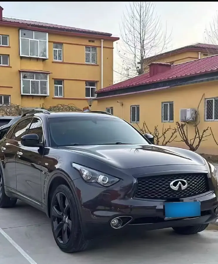 2015 Infiniti QX70 3.7L 351HP V6 7AT