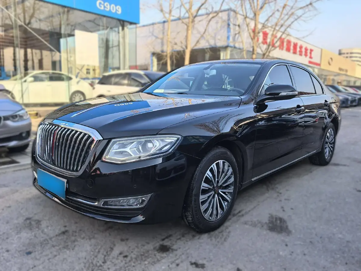 2021 HongQi H7 2.0T 204HP L4 6AT