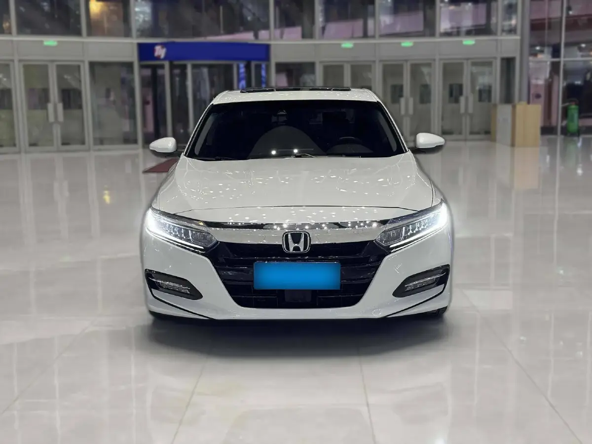 2021 Honda Accord 2.0L 146HP L4 E-CVT Hybrid