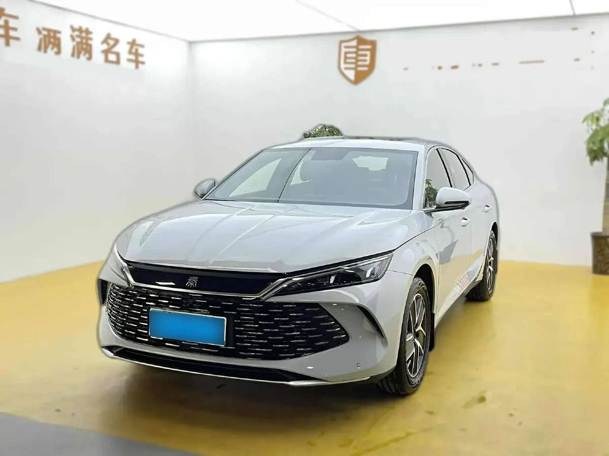 2024 BYD QinL 1.5L 101HP L4 E-CVT PHEV 15.87KWH