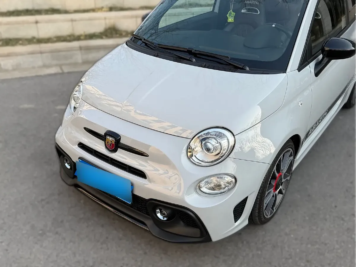 2011 Fiat 500 1.4L 101HP L4 6AT,autocango,china used car exporter,china ev exporter,chinese used car exporter,chinese used ev exporter