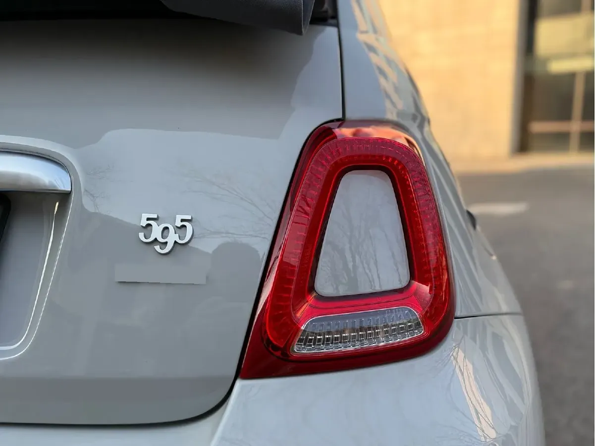 2011 Fiat 500 1.4L 101HP L4 6AT,autocango,china used car exporter,china ev exporter,chinese used car exporter,chinese used ev exporter