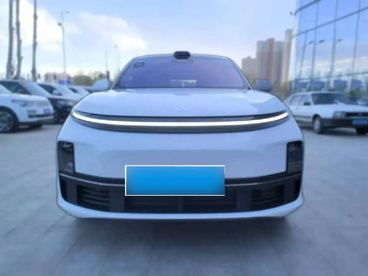 2023 Li L7 Range Extended 154HP REEV 40.9KWH