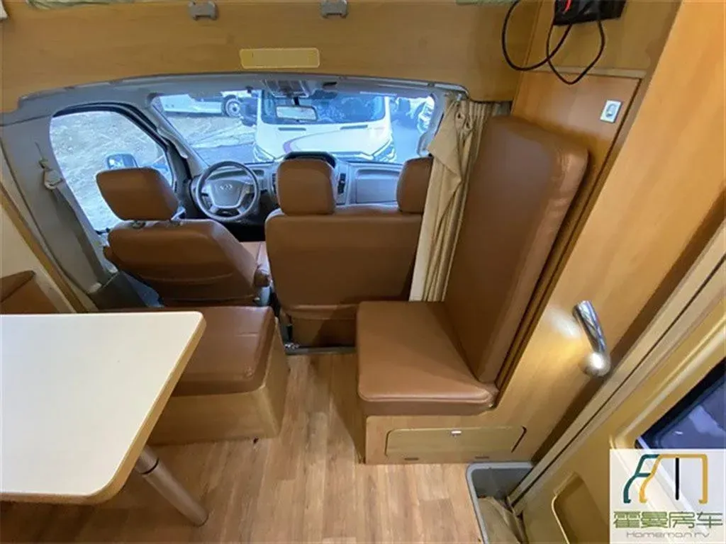 2021 MAXUS V80 RV 2.0T 139HP L4 6AMT,autocango,china used car exporter,china ev exporter,chinese used car exporter,chinese used ev exporter