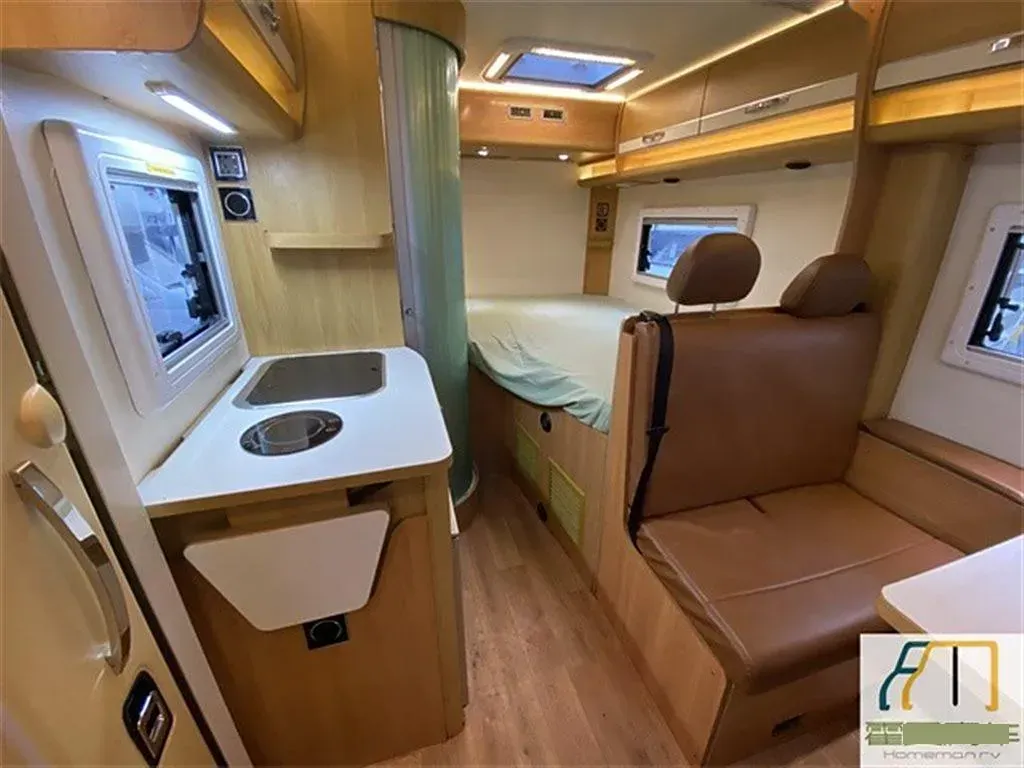 2021 MAXUS V80 RV 2.0T 139HP L4 6AMT,autocango,china used car exporter,china ev exporter,chinese used car exporter,chinese used ev exporter