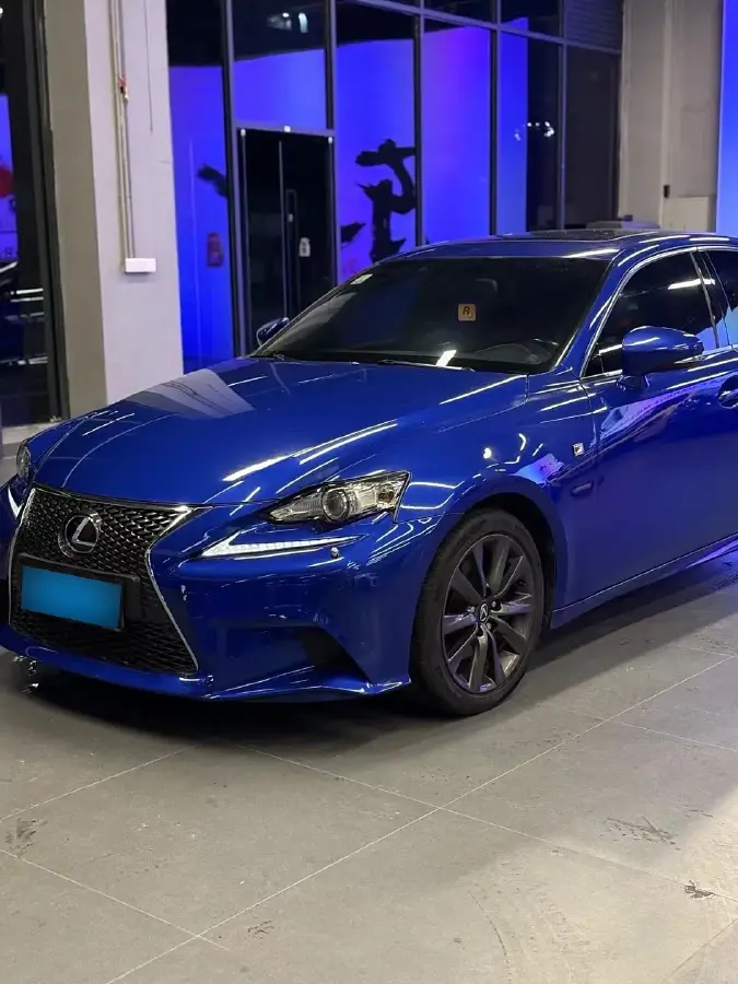 2013 Lexus IS 2.5L 208HP V6 6AT