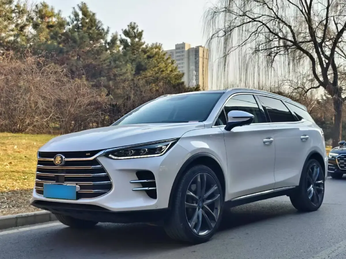 2018 BYD Tang 2.0T 205HP L4 6DCT PHEV 23.97KWH