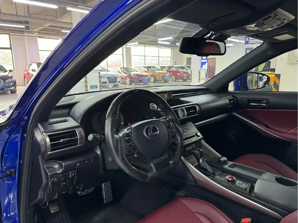 2015 Lexus IS 2.0T 245HP L4 8AT,autocango,china used car exporter,china ev exporter,chinese used car exporter,chinese used ev exporter