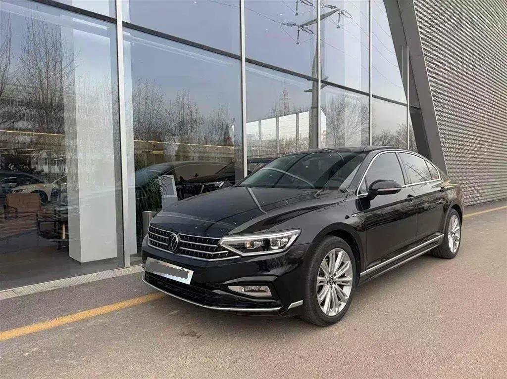 2023 Volkswagen Magotan 2.0T 186HP L4 7DCT