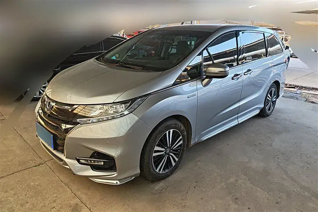 2019 Honda Odyssey 2.0L 146HP L4 E-CVT Hybrid