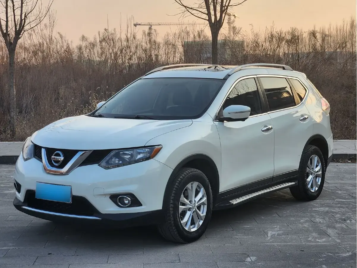 2014 Nissan X-Trail 2.0L 150HP L4 CVT
