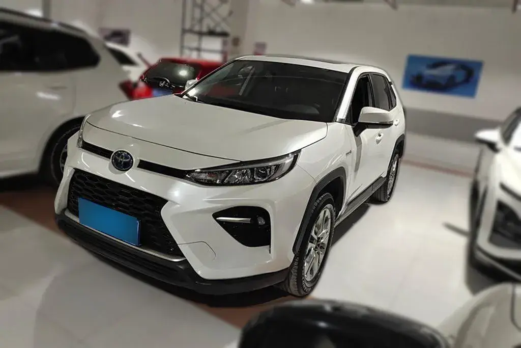 2020 Toyota Wildlander 2.5L 178HP L4 E-CVT Hybrid