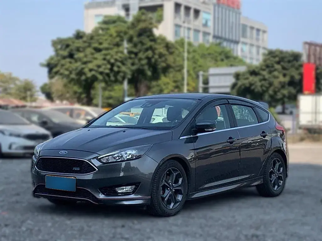 2015 Ford Focus 1.5T 181HP L4 6AT