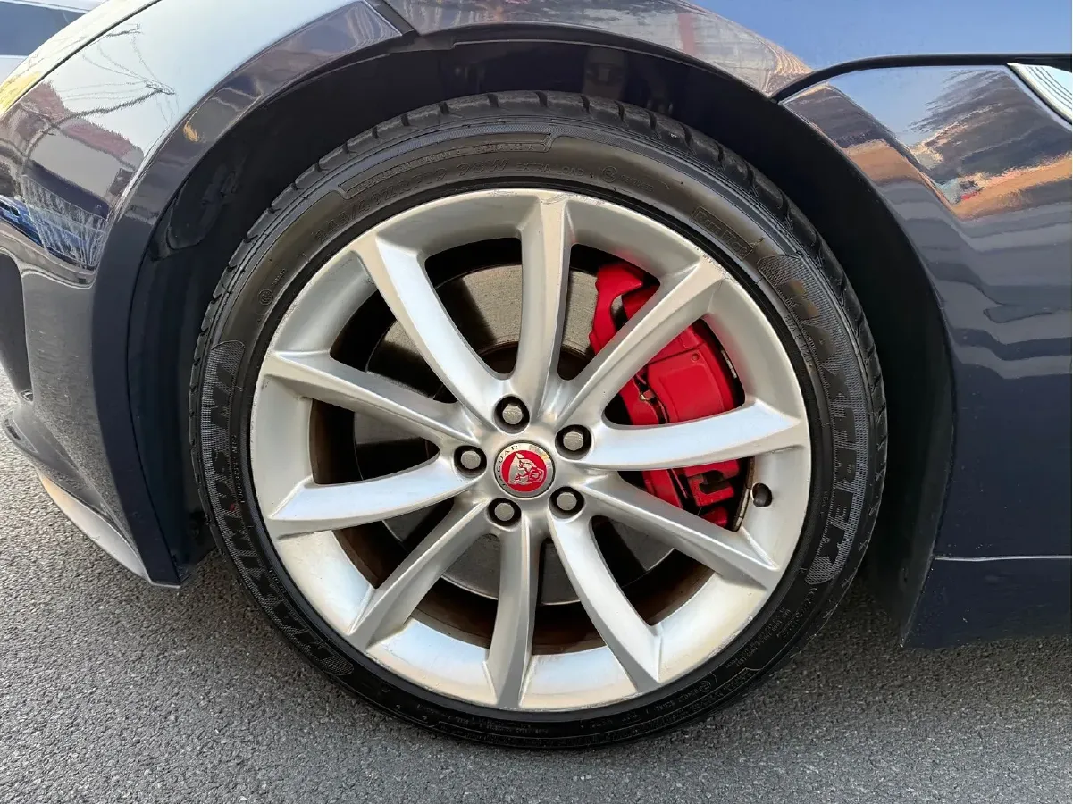 2015 Jaguar F-TYPE 3.0T 381HP V6 8AT,autocango,china used car exporter,china ev exporter,chinese used car exporter,chinese used ev exporter