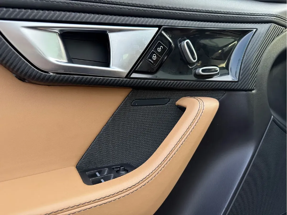 2015 Jaguar F-TYPE 3.0T 381HP V6 8AT,autocango,china used car exporter,china ev exporter,chinese used car exporter,chinese used ev exporter