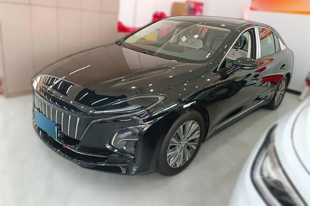 2023 HongQi E-QM5 BEV 82KWH