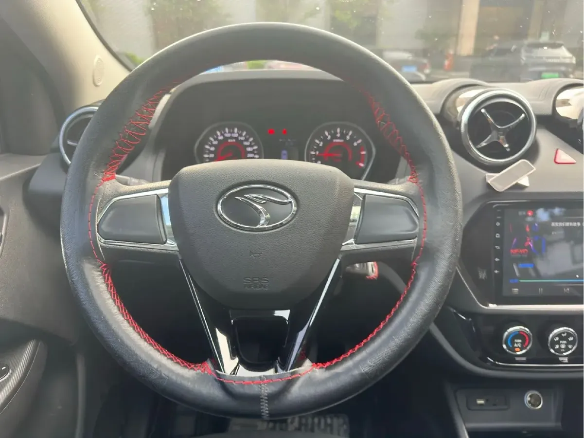 2019 Soueast DX3 1.5L 120HP L4 5MT,autocango,china used car exporter,china ev exporter,chinese used car exporter,chinese used ev exporter