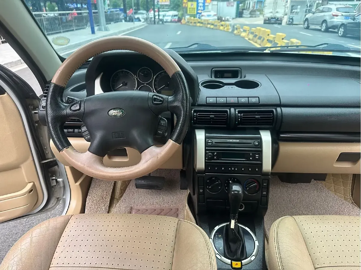 2004 Land Rover Freelander 2.5L 177HP V6 5AT,autocango,china used car exporter,china ev exporter,chinese used car exporter,chinese used ev exporter