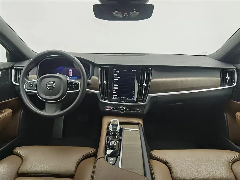 2022 Volvo S90 2.0T 250HP L4 8AT,autocango,china used car exporter,china ev exporter,chinese used car exporter,chinese used ev exporter