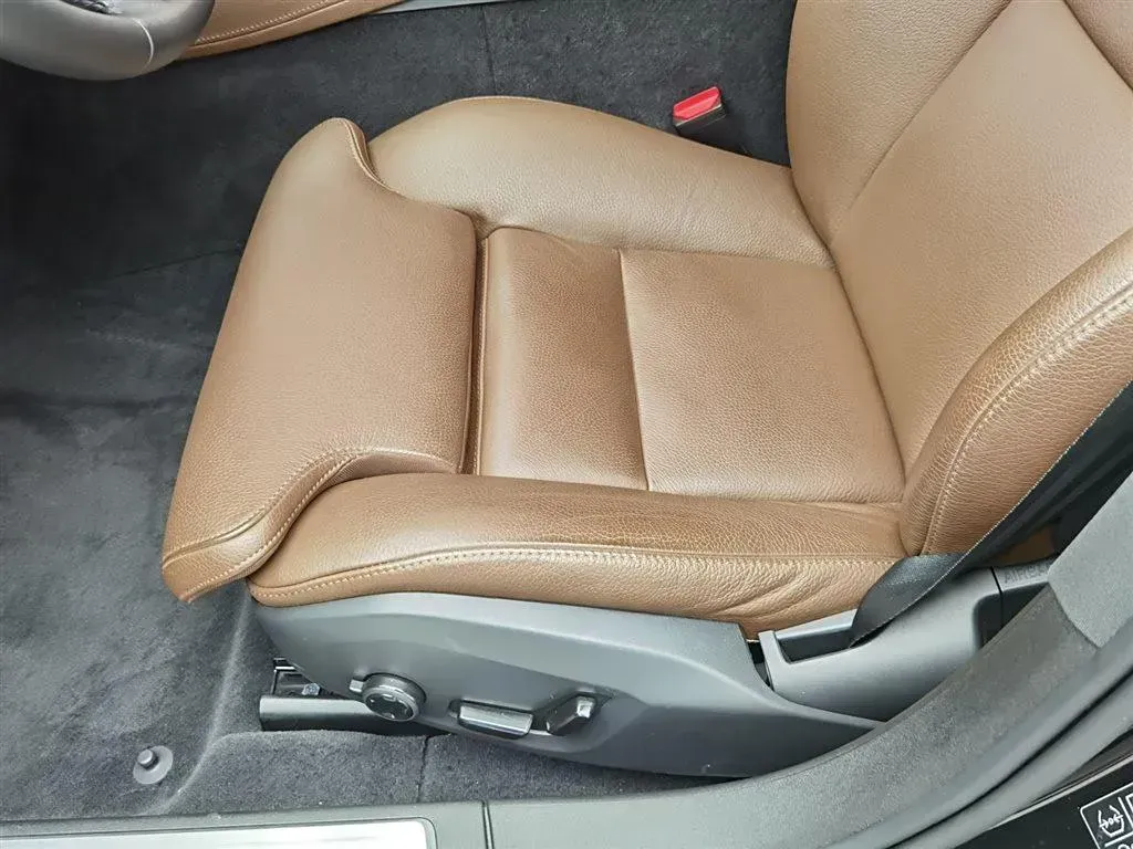 2022 Volvo S90 2.0T 250HP L4 8AT,autocango,china used car exporter,china ev exporter,chinese used car exporter,chinese used ev exporter