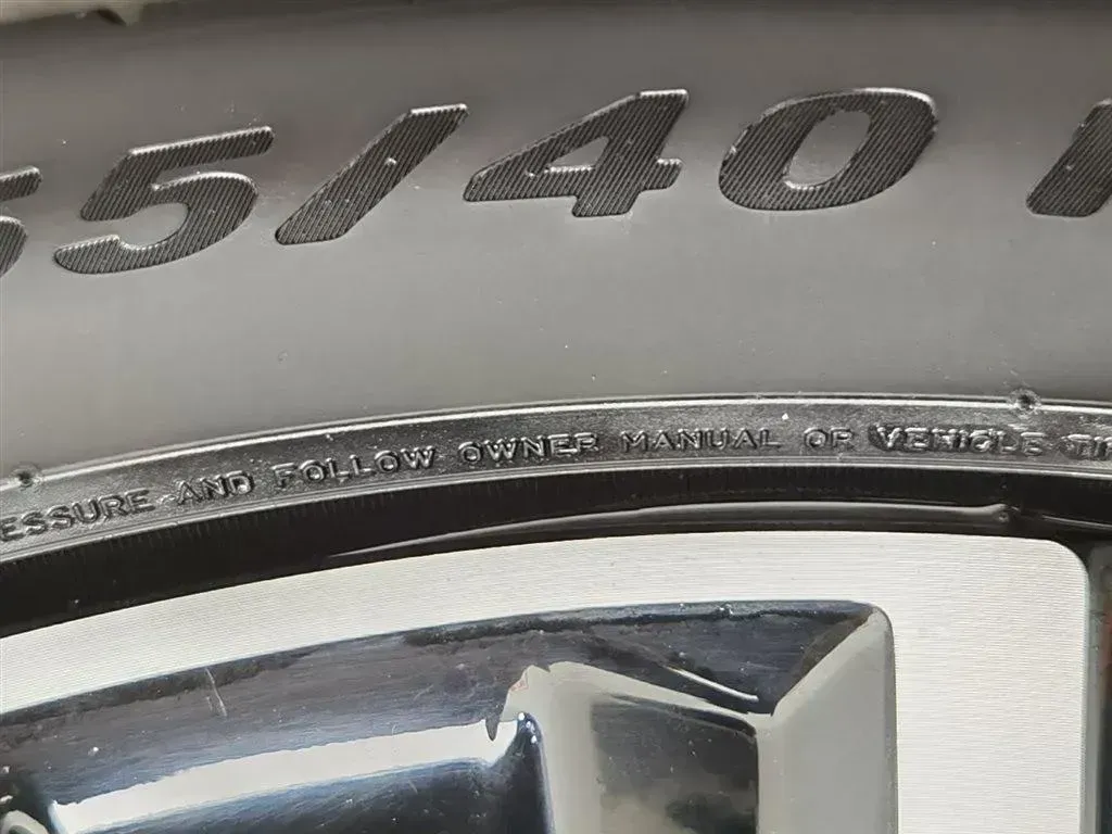 2022 Volvo S90 2.0T 250HP L4 8AT,autocango,china used car exporter,china ev exporter,chinese used car exporter,chinese used ev exporter