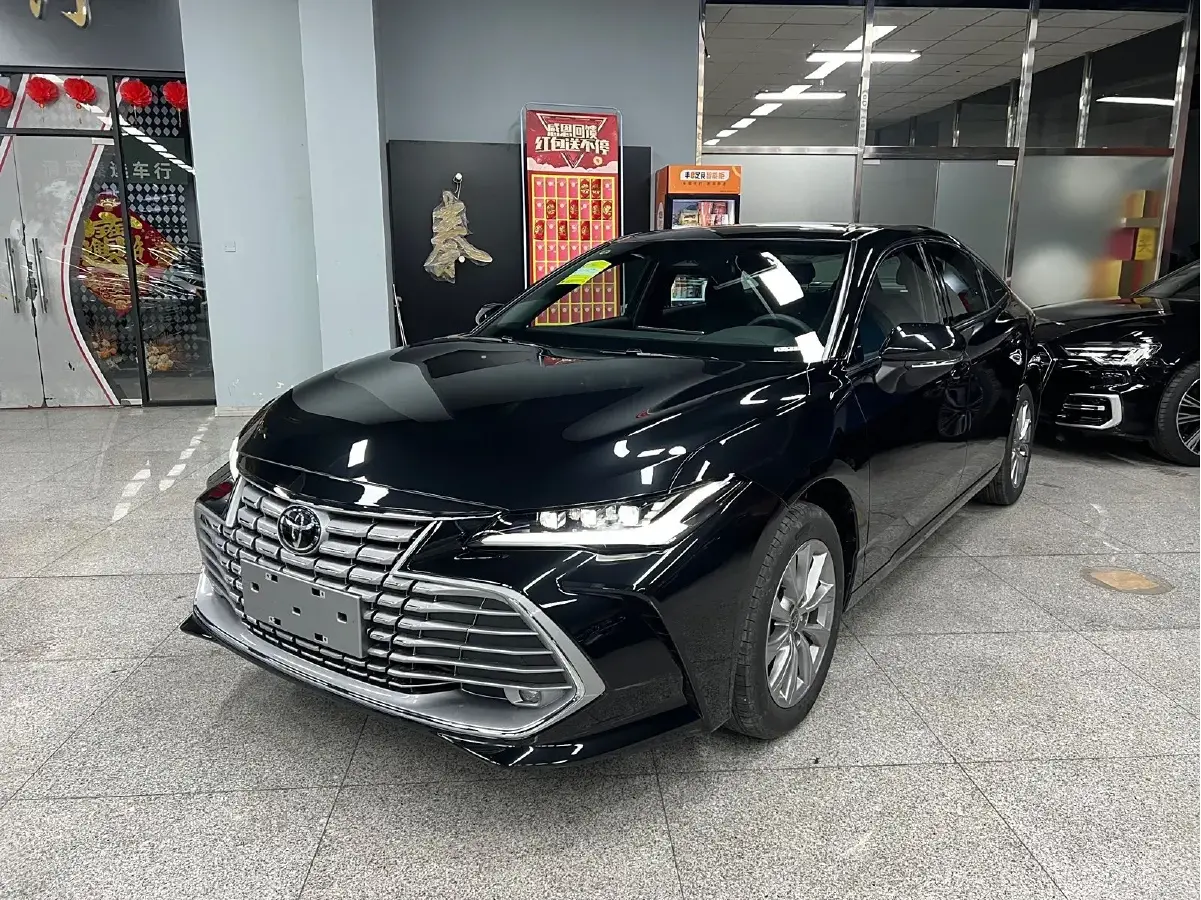 2024 Toyota Avalon 2.0L 173HP L4 CVT