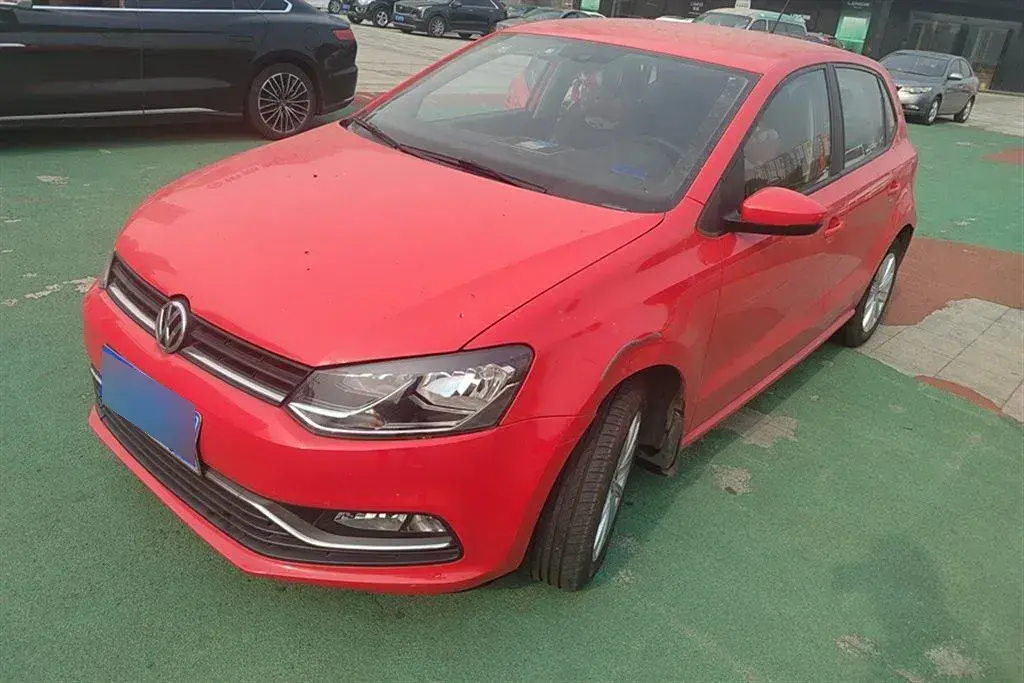 2014 Volkswagen Polo 1.6L 110HP L4 6AT