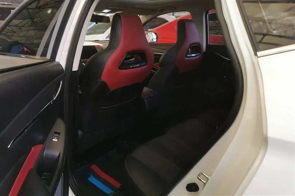 2021 ChangAn Oshan X5 1.5T 180HP L4 7DCT,autocango,china used car exporter,china ev exporter,chinese used car exporter,chinese used ev exporter