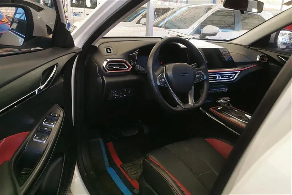 2021 ChangAn Oshan X5 1.5T 180HP L4 7DCT,autocango,china used car exporter,china ev exporter,chinese used car exporter,chinese used ev exporter