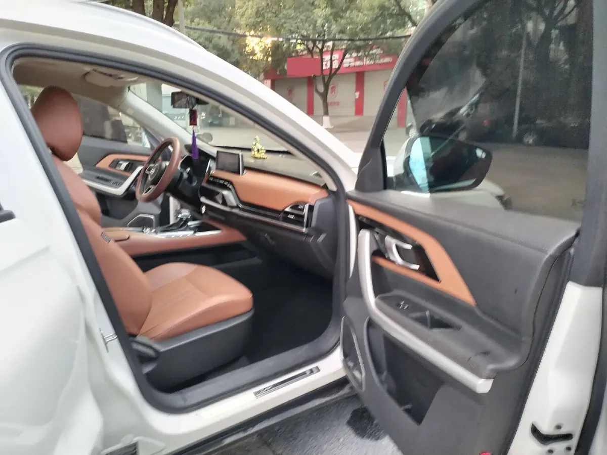 2018 Zotye T500 1.5T 156HP L4 6AT,autocango,china used car exporter,china ev exporter,chinese used car exporter,chinese used ev exporter