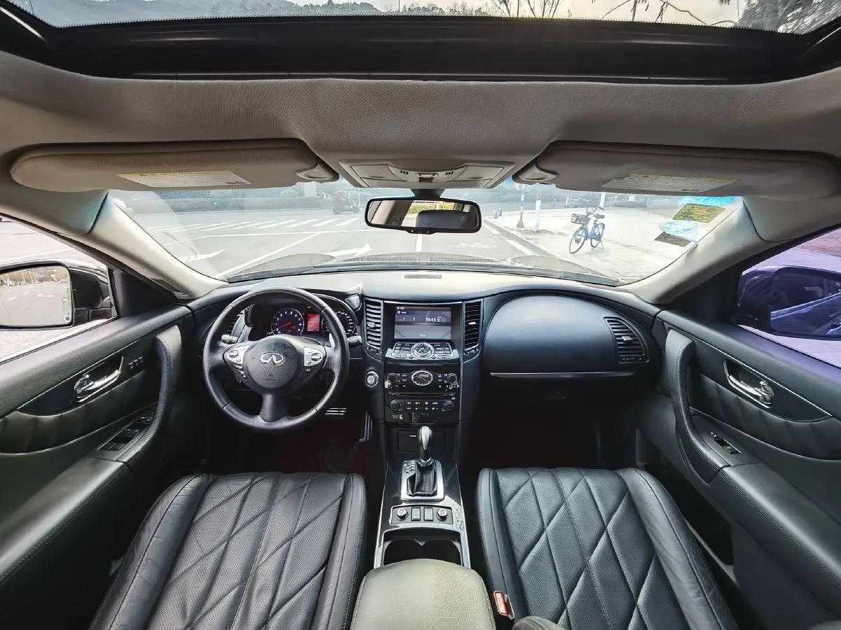 2009 Infiniti FX 3.5L 307HP V6 7AT,autocango,china used car exporter,china ev exporter,chinese used car exporter,chinese used ev exporter