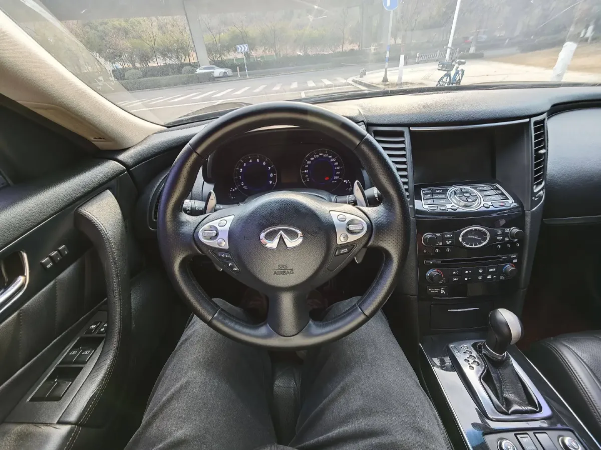 2009 Infiniti FX 3.5L 307HP V6 7AT,autocango,china used car exporter,china ev exporter,chinese used car exporter,chinese used ev exporter