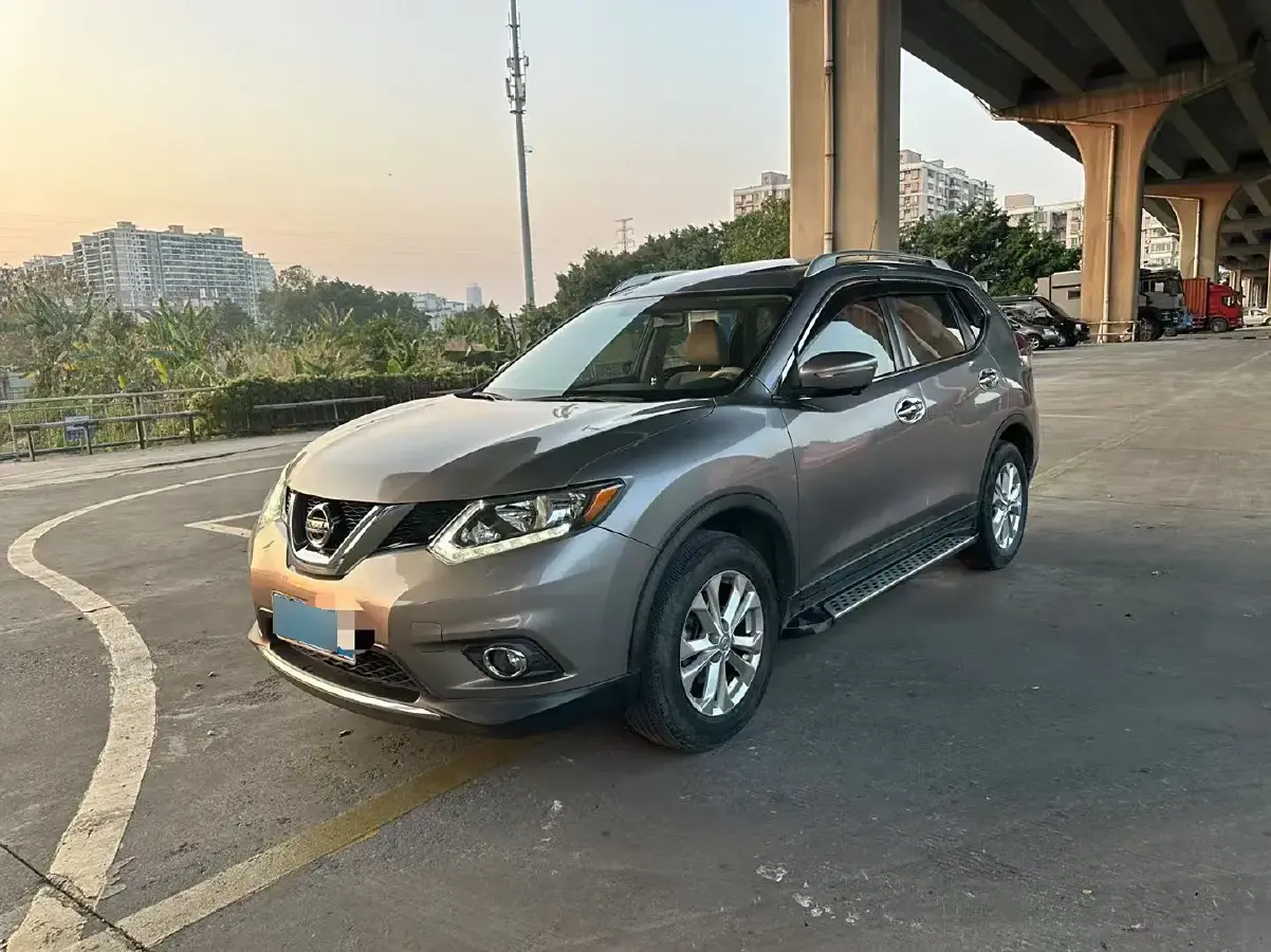 2014 Nissan X-Trail 2.5L 186HP L4 CVT