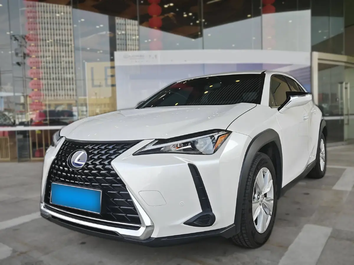 2019 Lexus UX 2.0L 146HP L4 E-CVT Hybrid