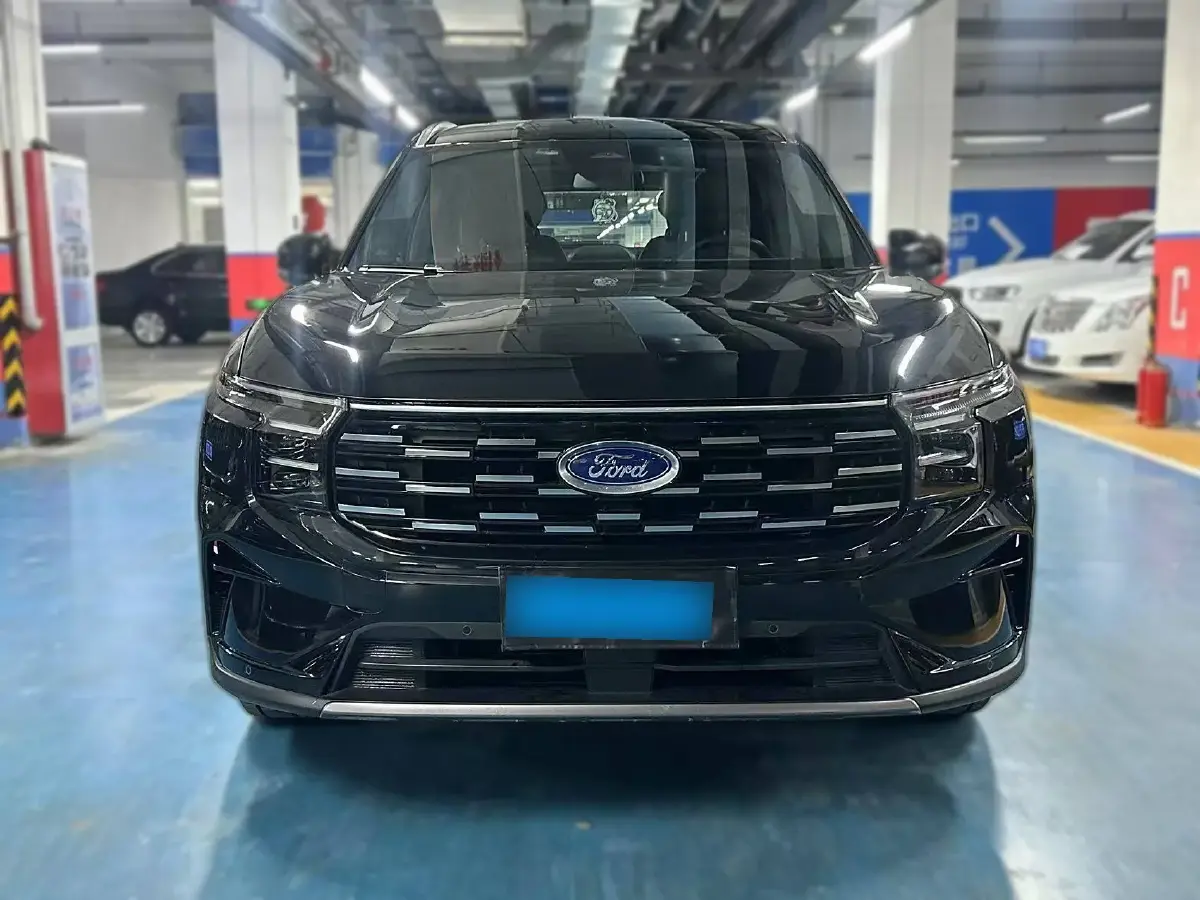 2023 Ford Edge 2.0T 275HP L4 E-CVT Hybrid