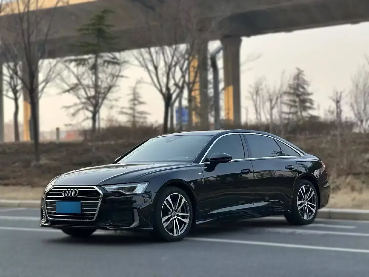 2019 Audi A6L 2.0T 190HP L4 7DCT