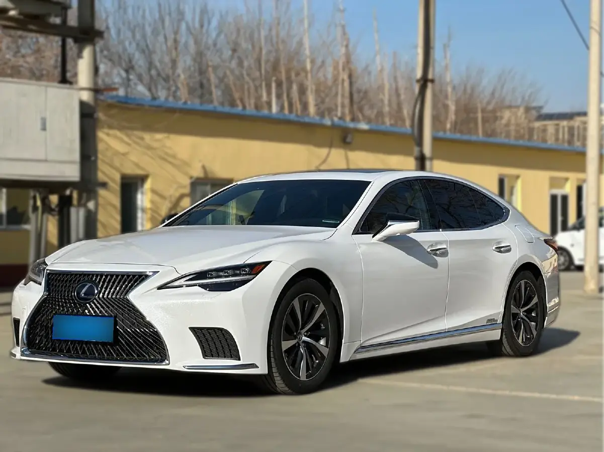 2021 Lexus LS 3.5L 299HP V6 E-CVT Hybrid