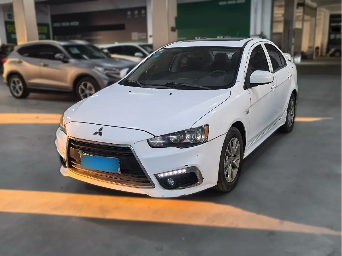 2015 Mitsubishi Lancer EX 1.8L 136HP L4 CVT