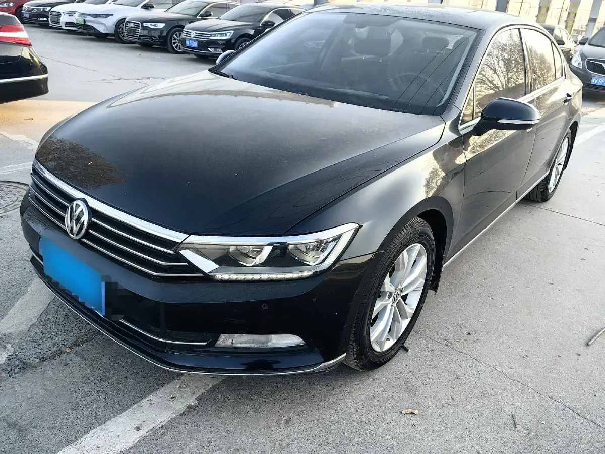 2017 Volkswagen Magotan 1.8T 180HP L4 7DCT