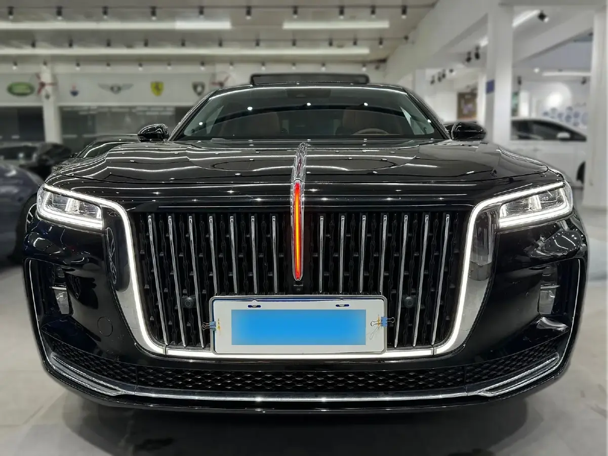 2022 HongQi H9 2.0T 252HP L4 7DCT