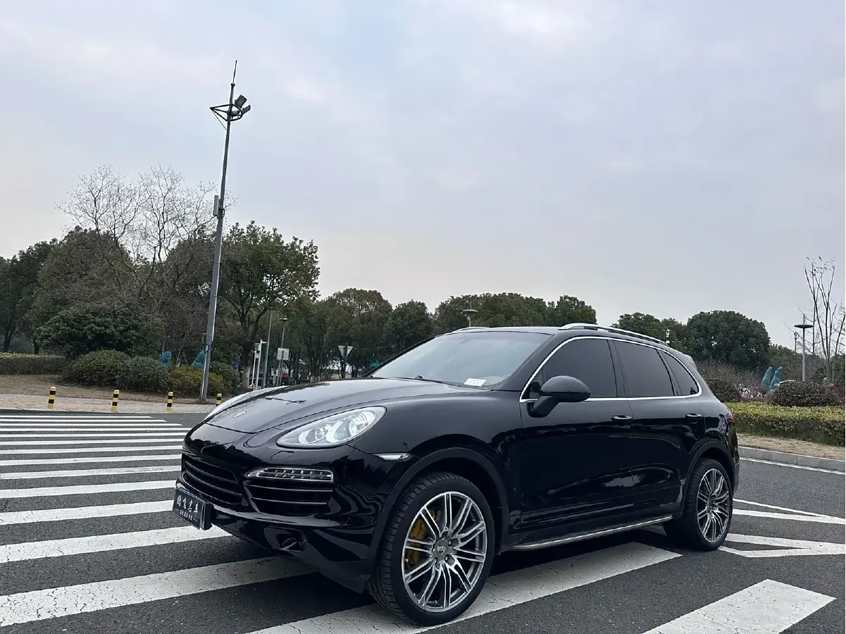 2011 Porsche Cayenne 3.0T 333HP V6 8AT