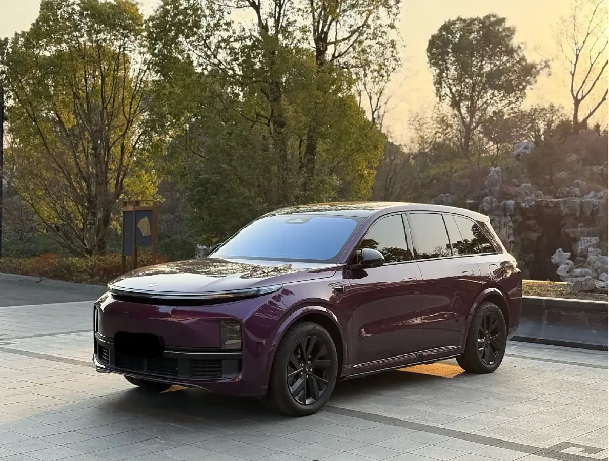 2023 Li L8 Range Extended 154HP REEV 40.9KWH