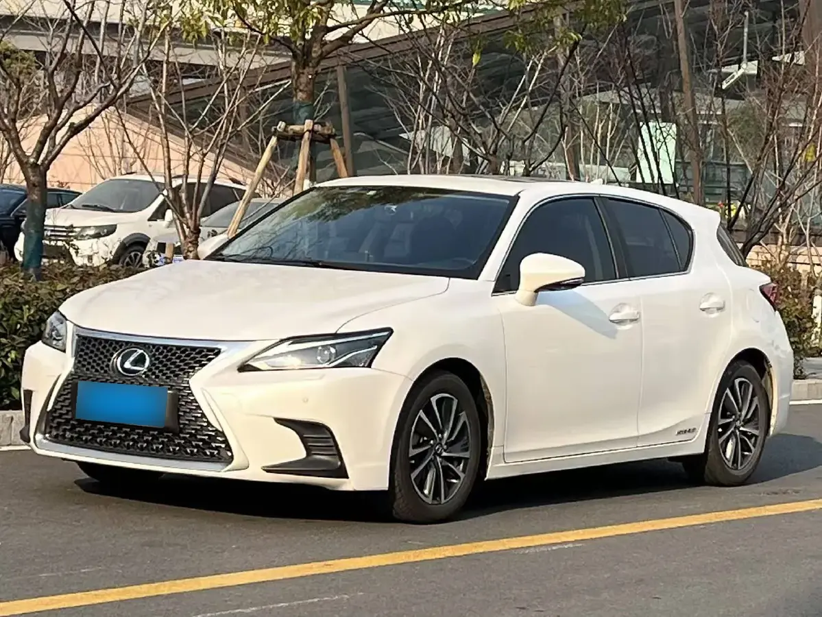 2020 Lexus CT 1.8L 99HP L4 E-CVT Hybrid