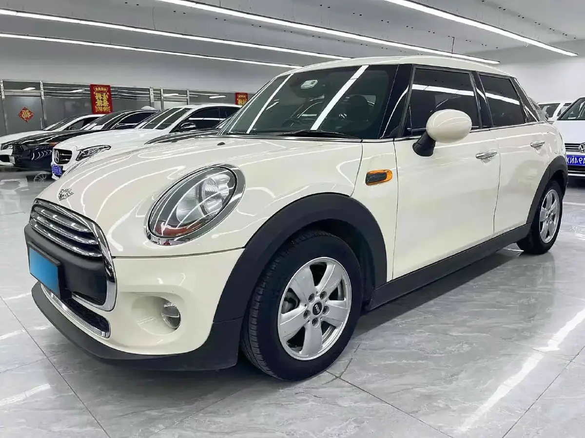 2016 MINI MINI 1.2T 102HP L3 6AT